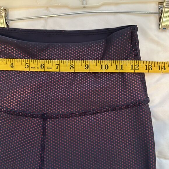 Beyond Yoga High waisted Midi Legging, Navy/Red Metallic, Size M - Picture 8 of 11